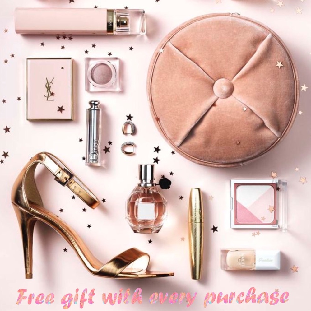 🎁 free gift with every purchase 🎁